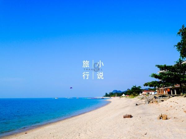 闪亮派对上的女孩