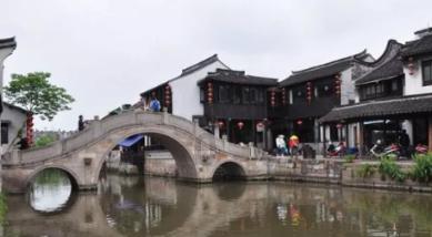 彩虹轨迹